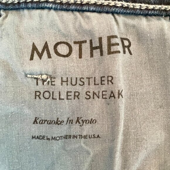 Mother The Hustler Roller Sneak Jeans – “Karaoke in Kyoto” Dark Wash – Size 30 - Picture 6 of 8